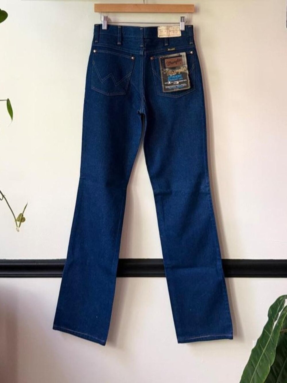 Vintage 1970s Wrangler deadstock straight leg jeans